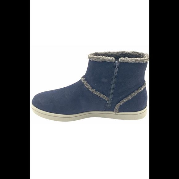 CLOUDSTEPPERS by Clarks Faux Fur Ankle Boots Step Glow Rose Navy - Medium - Picture 3 of 5